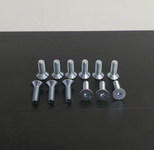 Set of bolts for OM648 / OM606 adapter plate