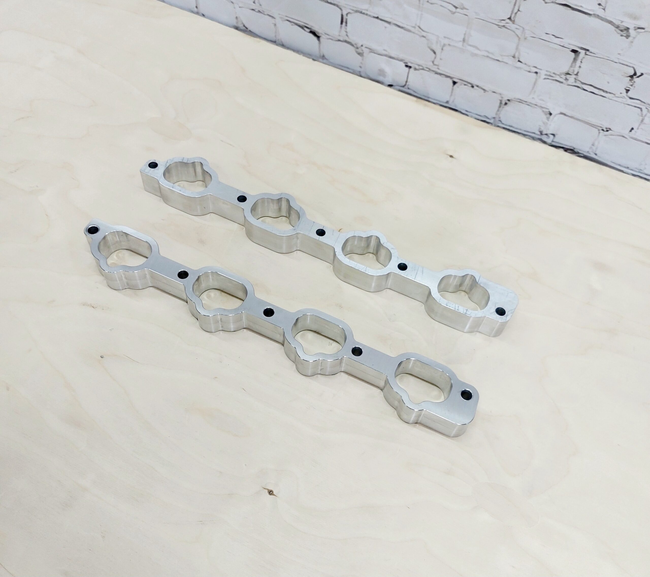 Mercedes M113 V8 Intake Manifold Spacers 180° rotation