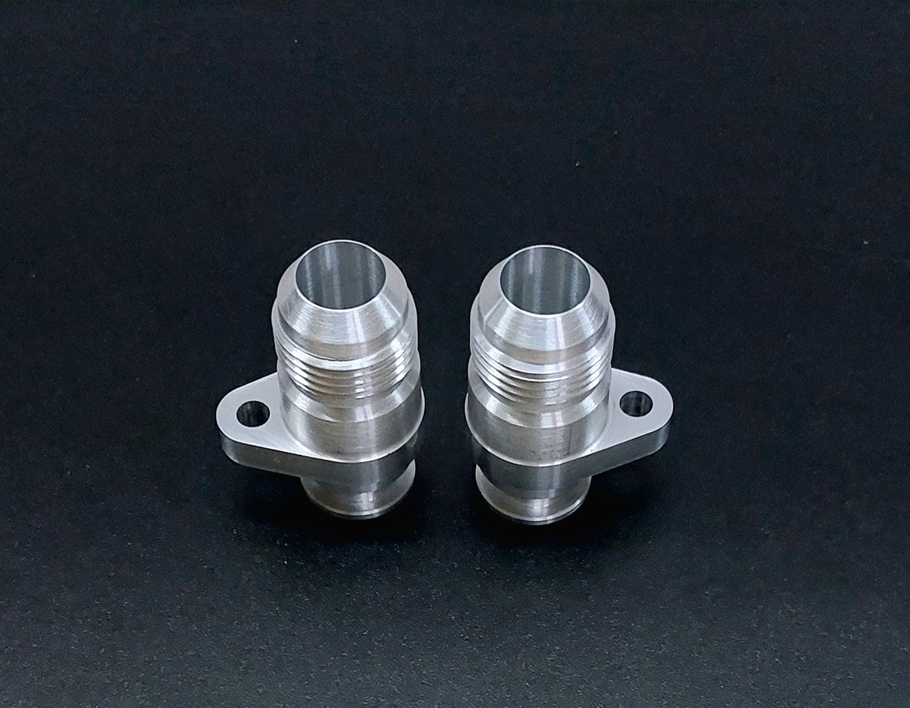 AN12 Oil Cooler Housing Adapter Fittings Mercedes M113k