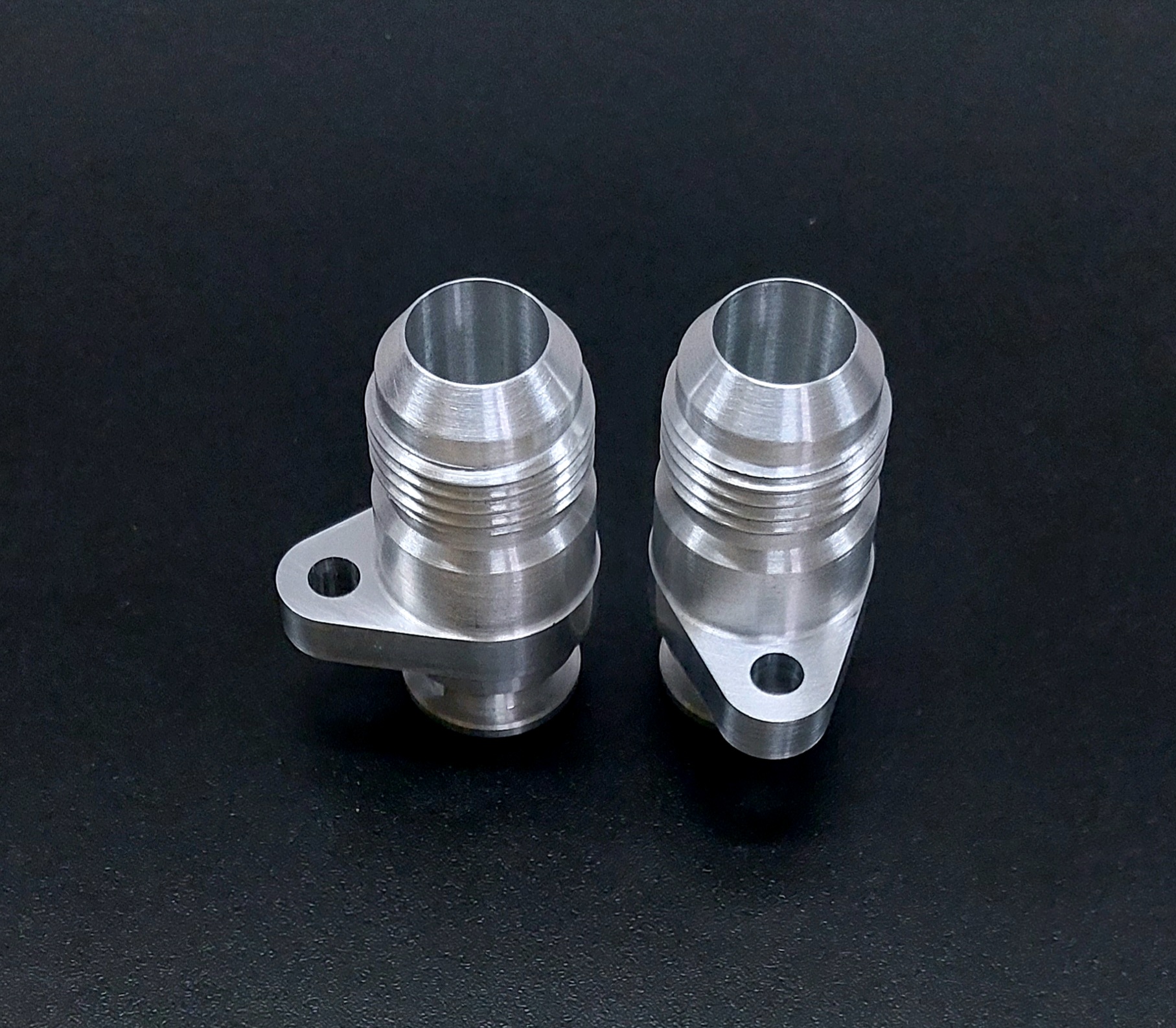 AN12 Oil Cooler Housing Adapter Fittings Mercedes M113k