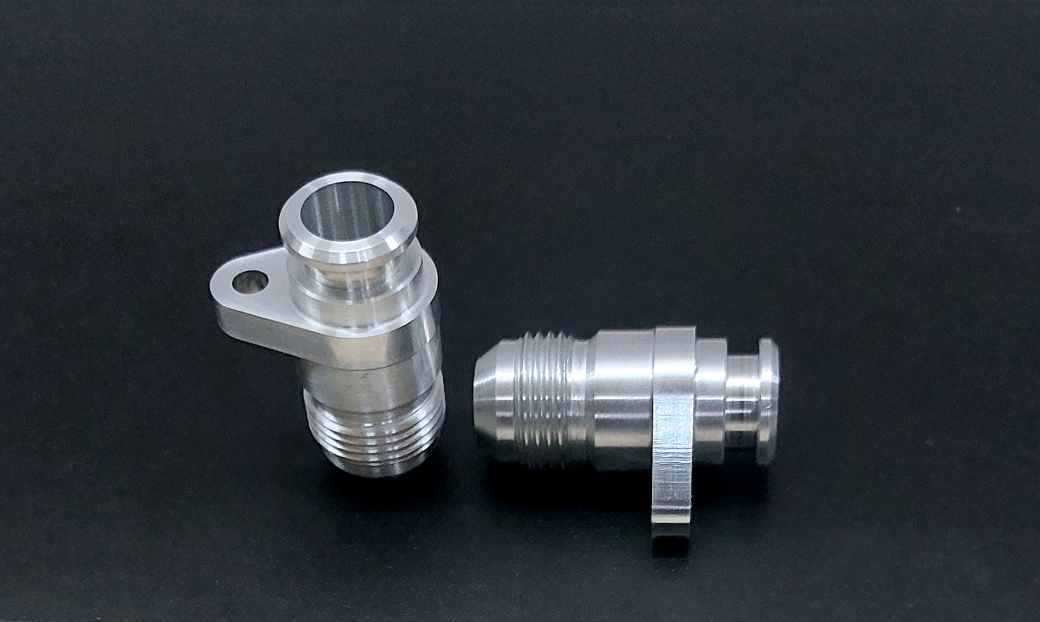 AN12 Oil Cooler Housing Adapter Fittings Mercedes M113k